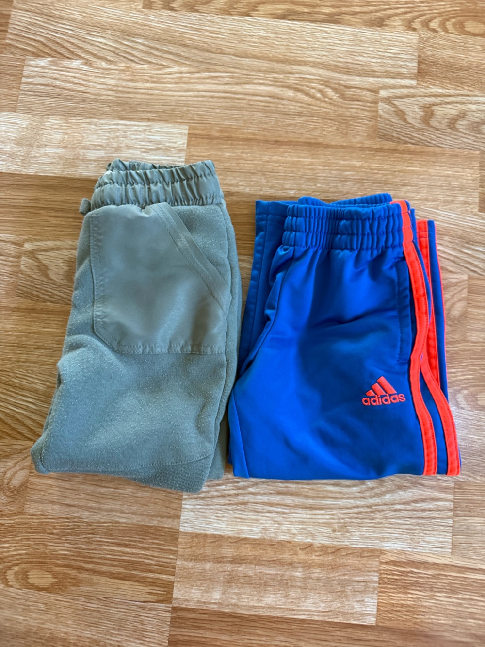 3T boys sweatpants - Picture 2 of 2